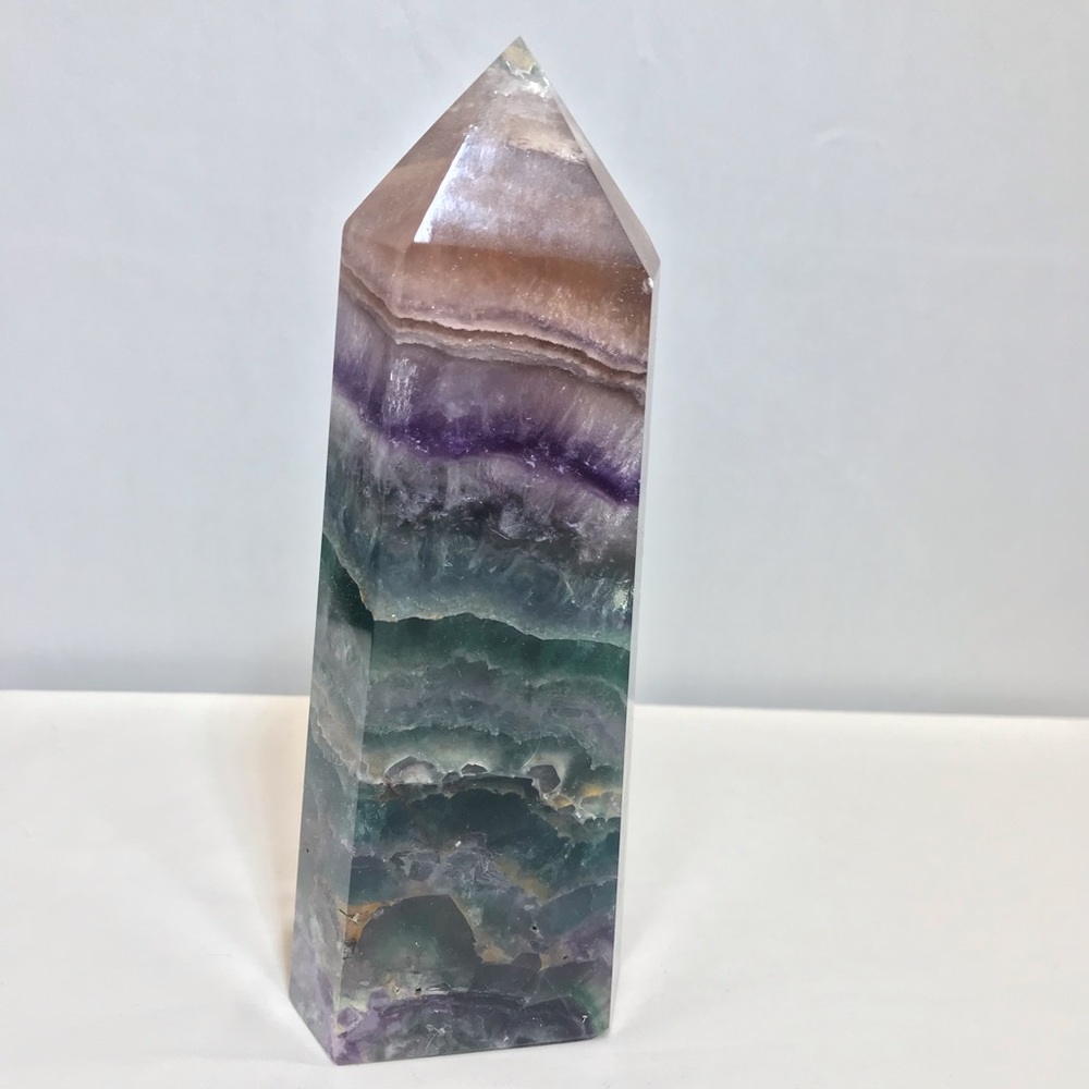 Rare rainbow fluorite obelisk🔴 - Picture 2 of 8